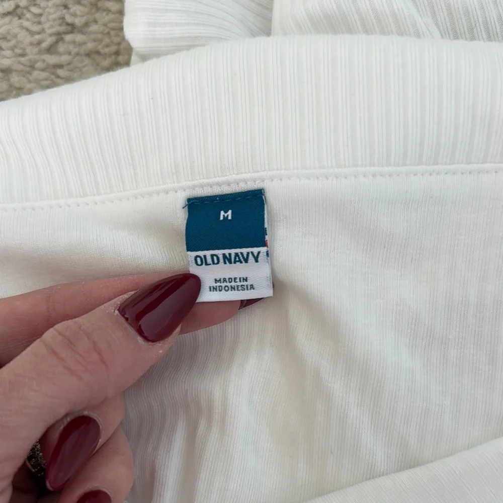 White Off-Shoulder Ribbed Top - Picture 4 of 4